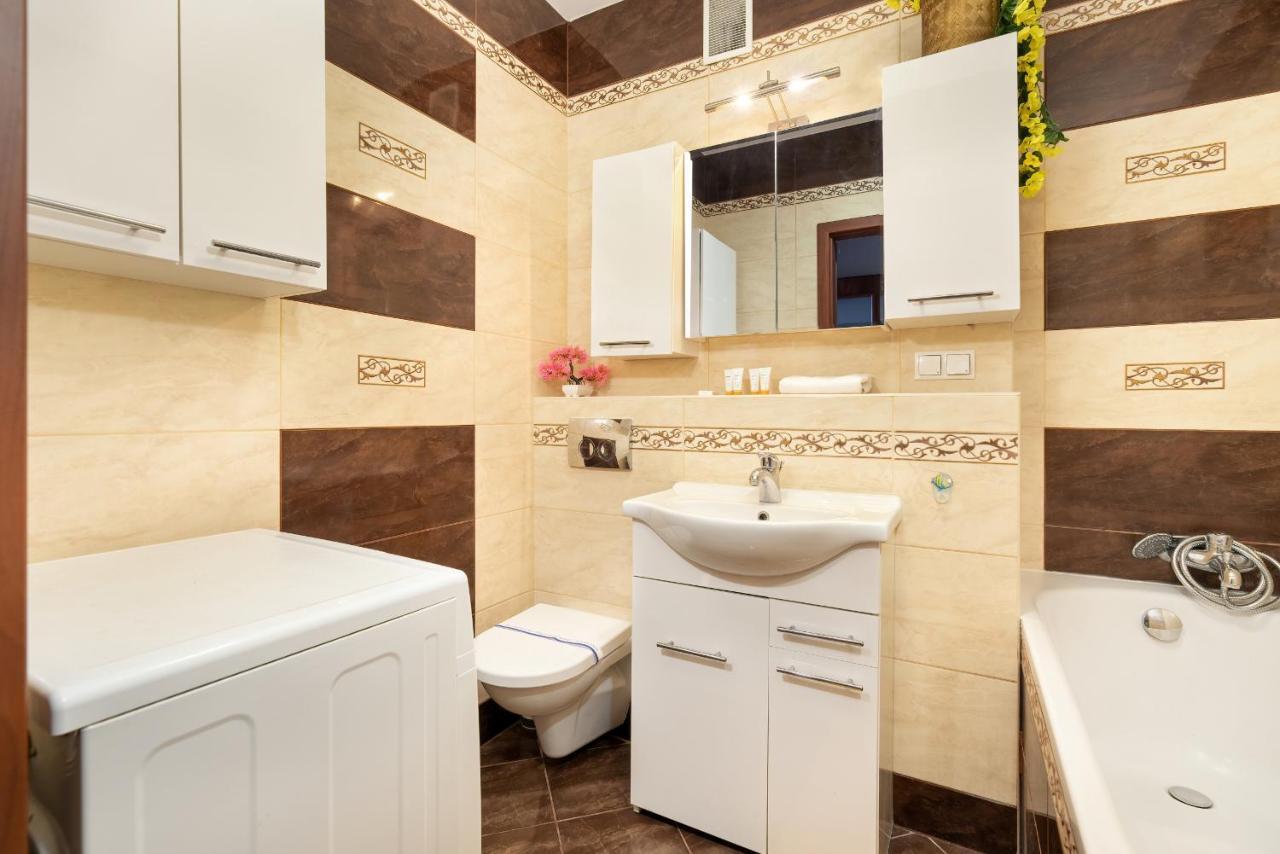 Comfortable Wojskowa Apartment By Noclegi Renters Poznan Dış mekan fotoğraf